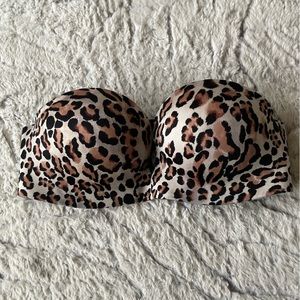 2/$10 BRAS! VS Padded strapless bra